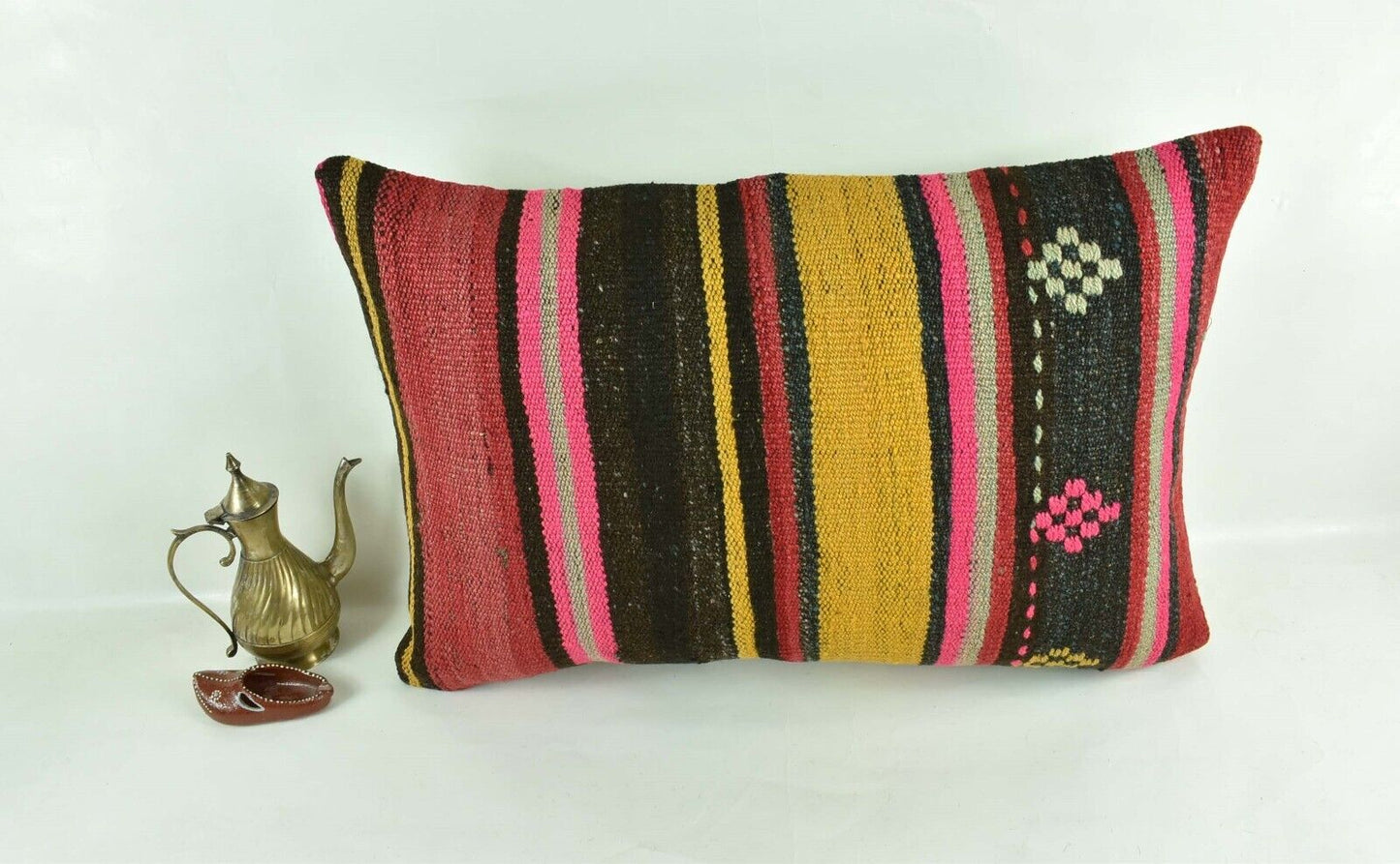 Kilim Pillow Cover 16x24 Tribal Vintage Turkish Carpet Lumbar Pillow Cover 3091