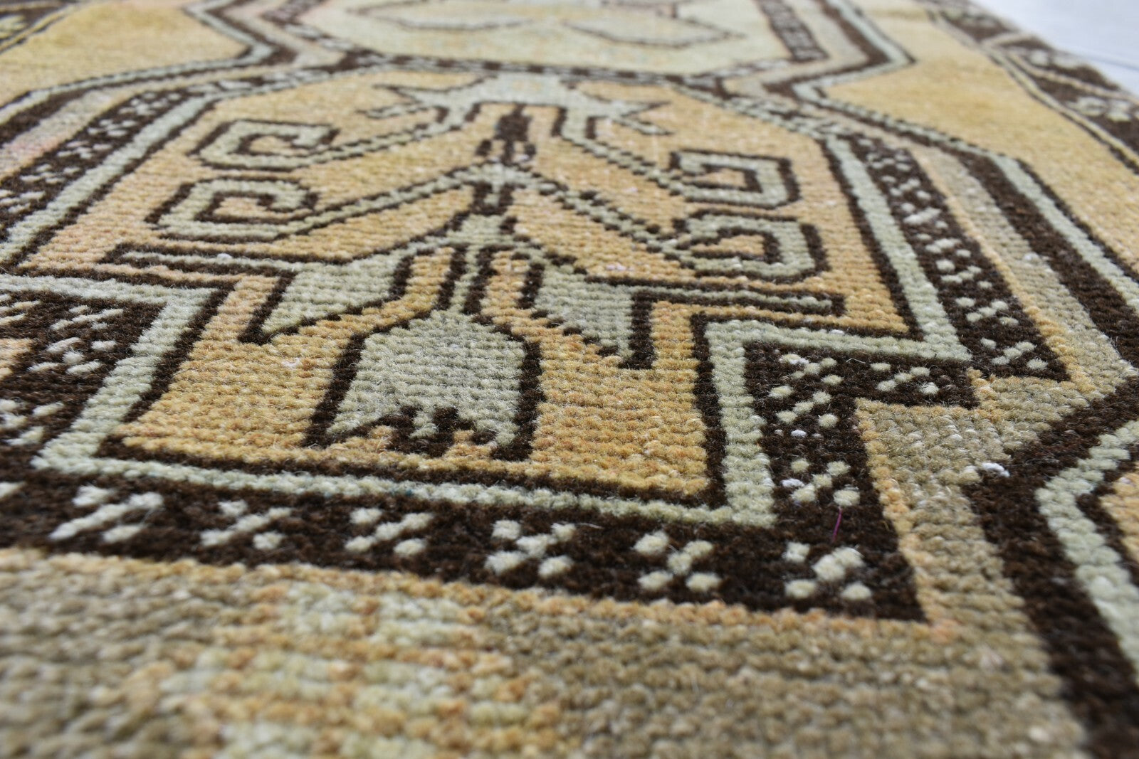 Vintage Runner 2.9x1.4 ft Mini Turkish Rug Oushak Runner Anatolian Runner Y103