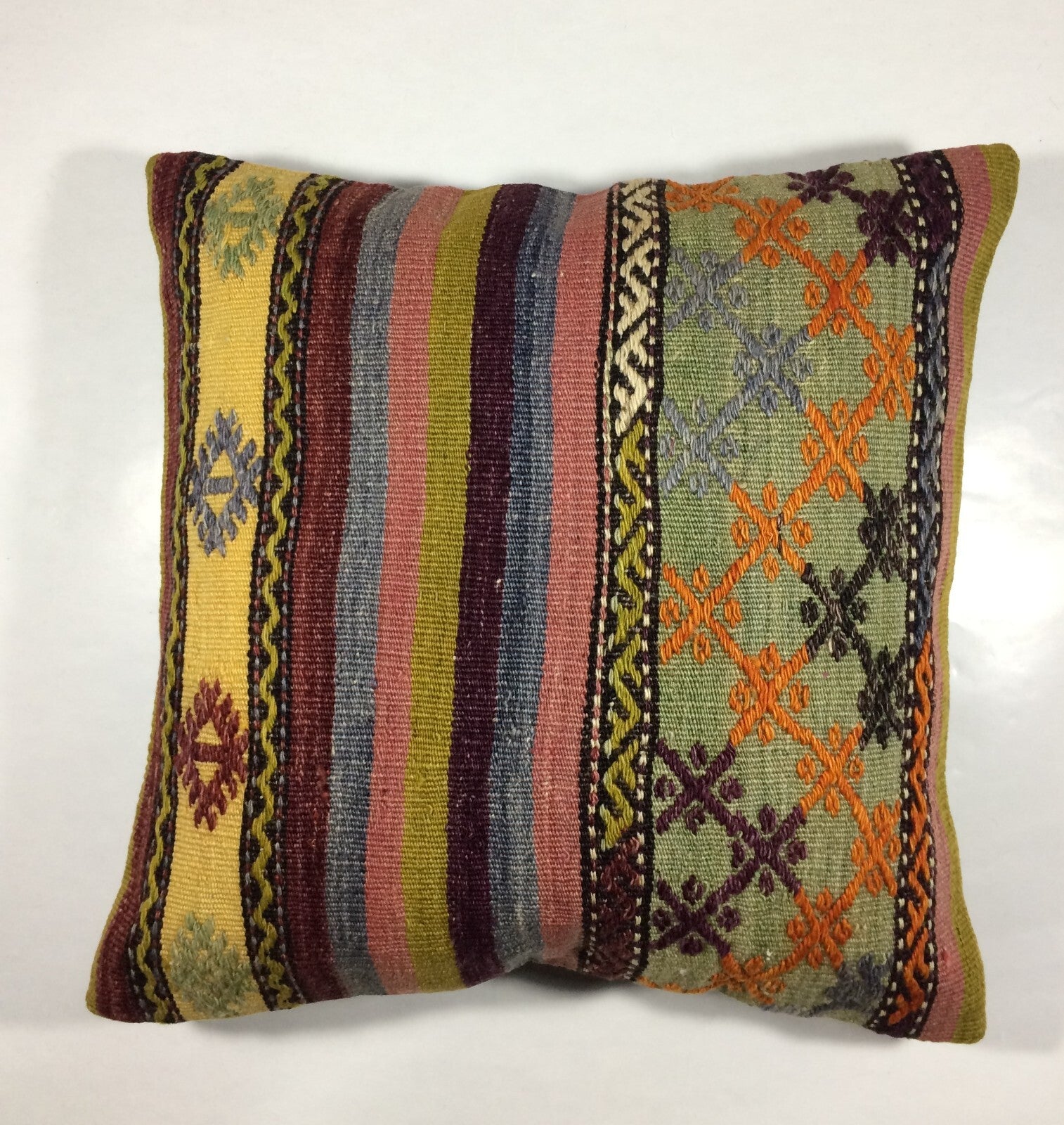 18"x18" Kilim Pillow Cover  Handmade Turkish Vintage Cushion Tribal Lumbar 676