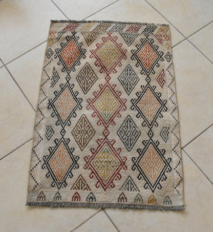 Oushak Small Kilim 2 x 3 ft Vintage Handmade Entryway Hallway Wool Runner C53