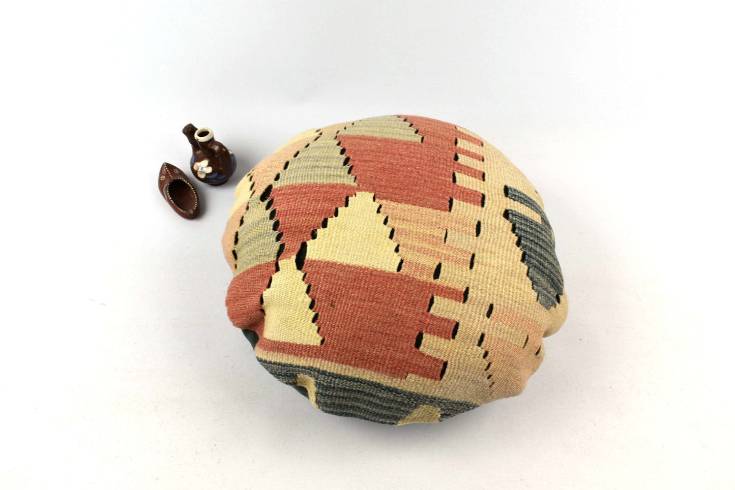 Kilim Round Pillow Cover 18" in Tribal Vintage Turkish Carpet Round Cushion 4953