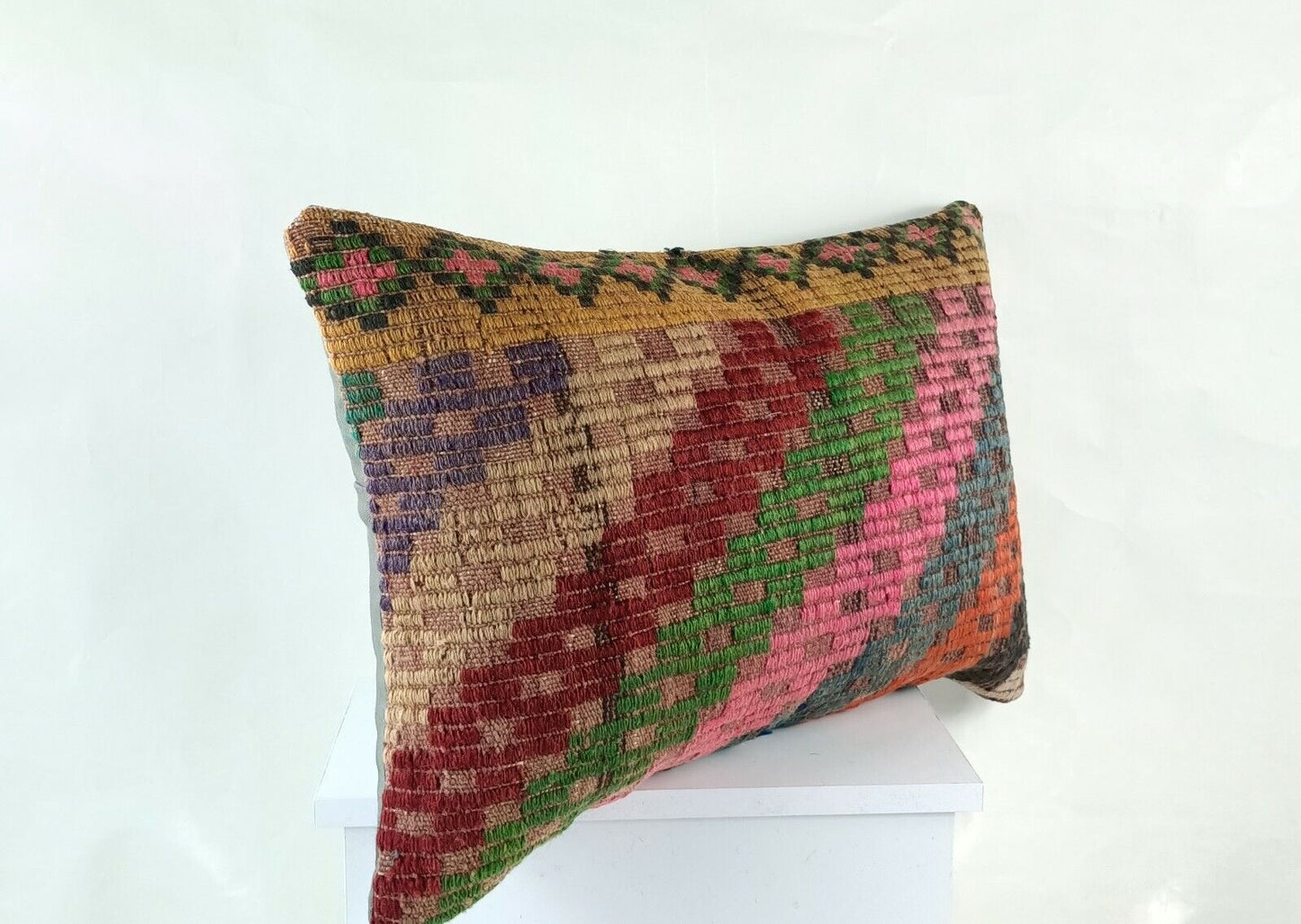 Kilim Pillow Cover 16x24 Ethnic Oushak Rug Boho Tribal Ottoman Cushion E1229