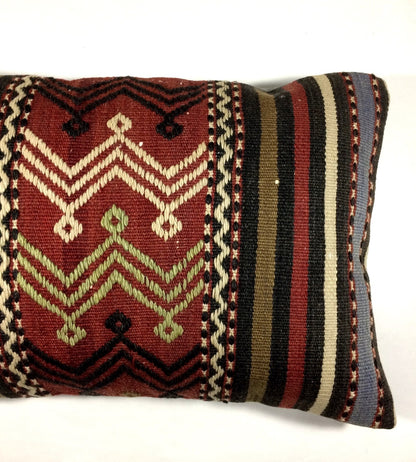 Kilim Pillow Cover 16x24 Tribal Vintage Turkish Carpet Lumbar Pillow Cover 301