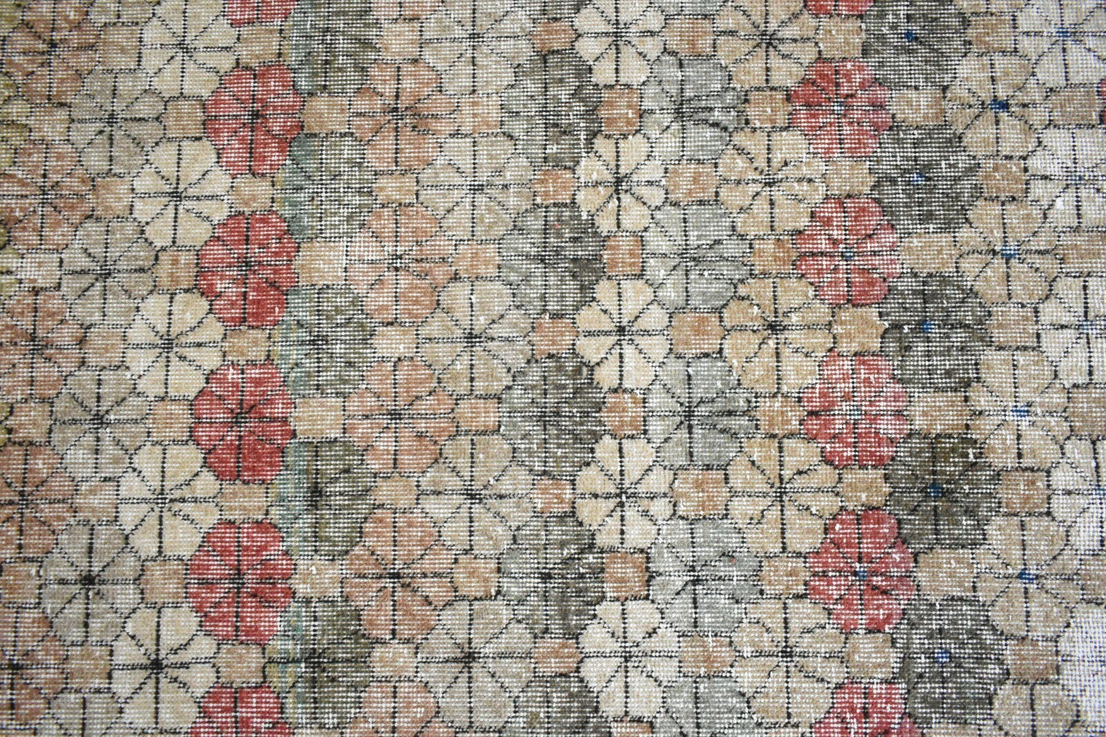 Vintage Runner 8.5x3.3 ft Oushak Runner Anatolian Rug Faded Turkish Runner R09