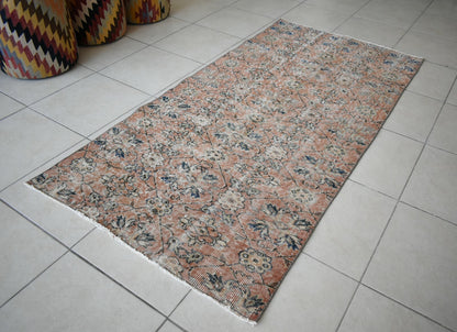 Vintage Oushak Rug 6.5x3.3 ft Turkish Floor Rug Faded Area Rug Oriental Rug U05