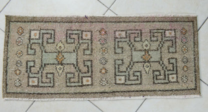 Vintage Runner 3.1x1.3 ft Mini Turkish Rug Oushak Runner Anatolian Runner Y101