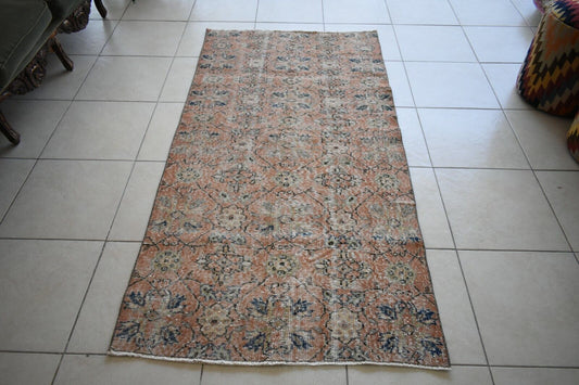 Vintage Oushak Rug 6.5x3.3 ft Turkish Floor Rug Faded Area Rug Oriental Rug U05