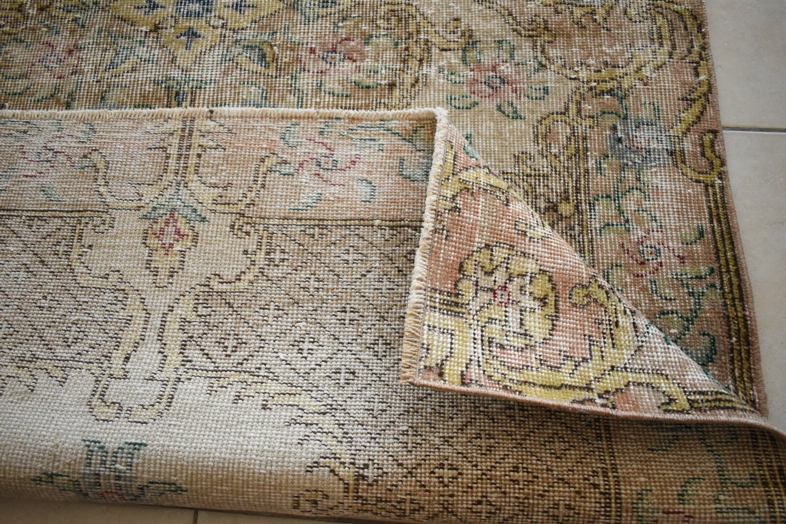 Vintage Oushak Rug 6.3x3.7 ft Turkish Floor Rug Faded Area Rug Oriental Rug U01