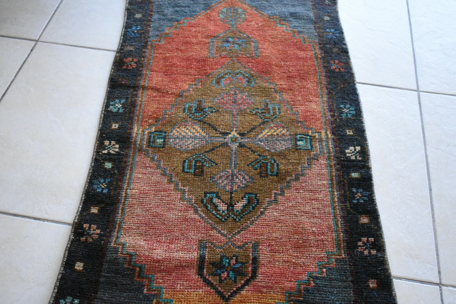 Small Turkish Runner 2.9x1.7 ft Vintage Oushak Rug Anatolian Rug Faded Rug Y02