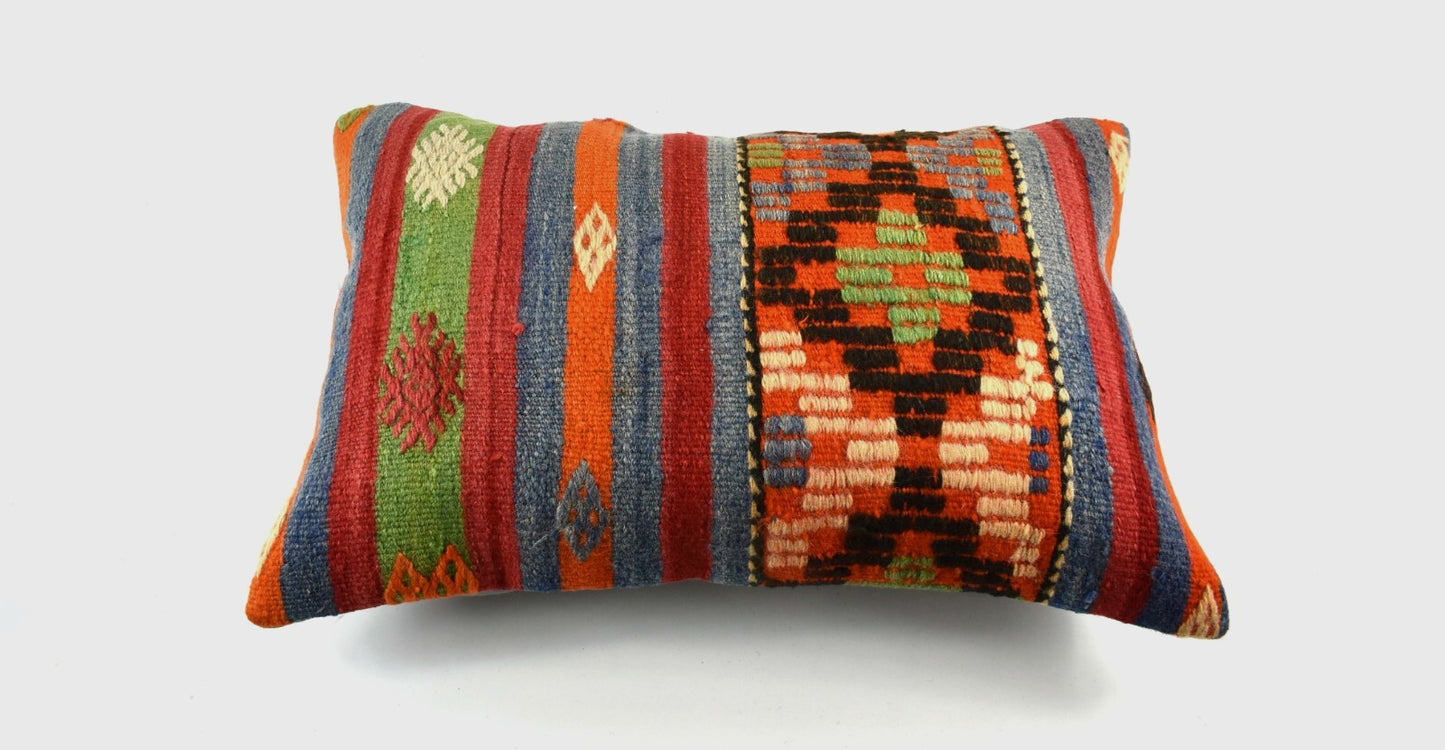 Kilim Pillow Cover 16x24 Tribal Vintage Turkish Carpet Lumbar Pillow Cover 3440