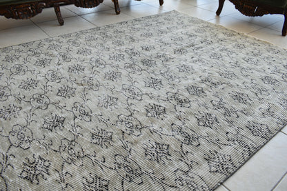 Large Turkish Rug 8.6x5.2 ft Vintage Rug Faded Oushak Rug Living Room Carpet B17