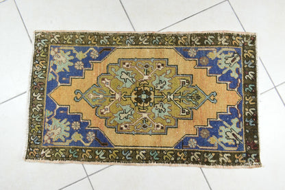 Turkish Runner 3.1x1.8 ft Vintage Small Rug Oushak Runner Anatolian Mini Rug Y60