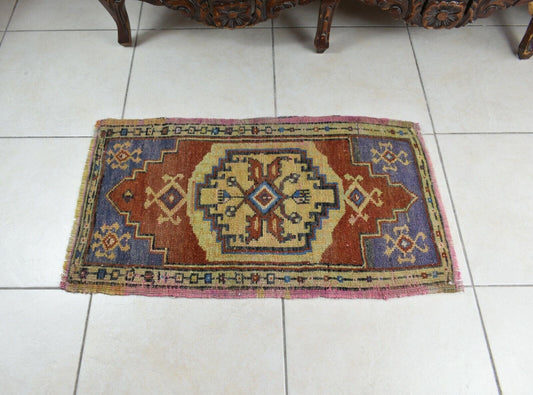 2.8x1.5 ft Anatolian Runner Small Vintage Rug Oushak Runner Mini Turkish Rug Y76