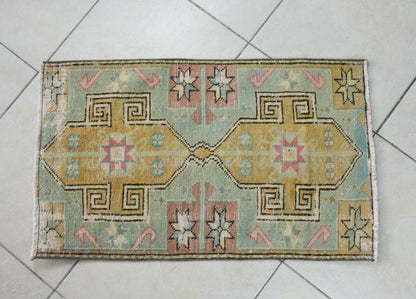 Turkish Runner 2.8x1.7 ft Mini Anatolian Rug Vintage Runner Turkish Runner Y108