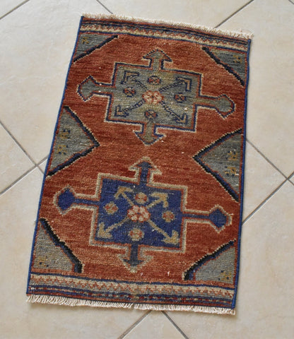 Handmade Small Rug 1x2 ft Door Mat Oriental Wool Entry Vintage Muted Runner C35