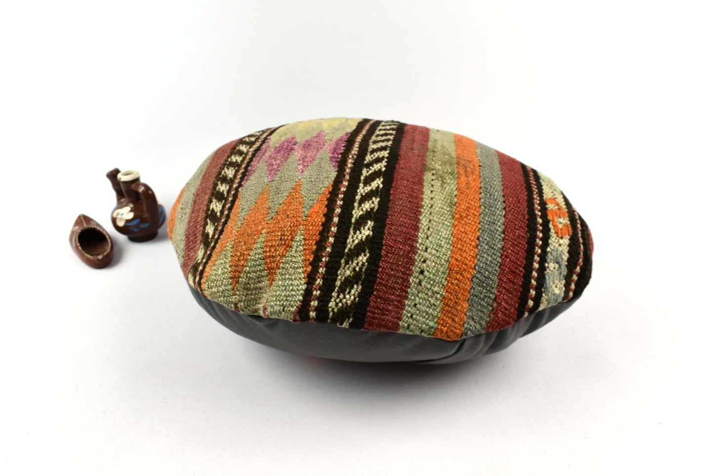 Kilim Round Pillow Cover 18" in Tribal Vintage Turkish Carpet Round Cushion 4942