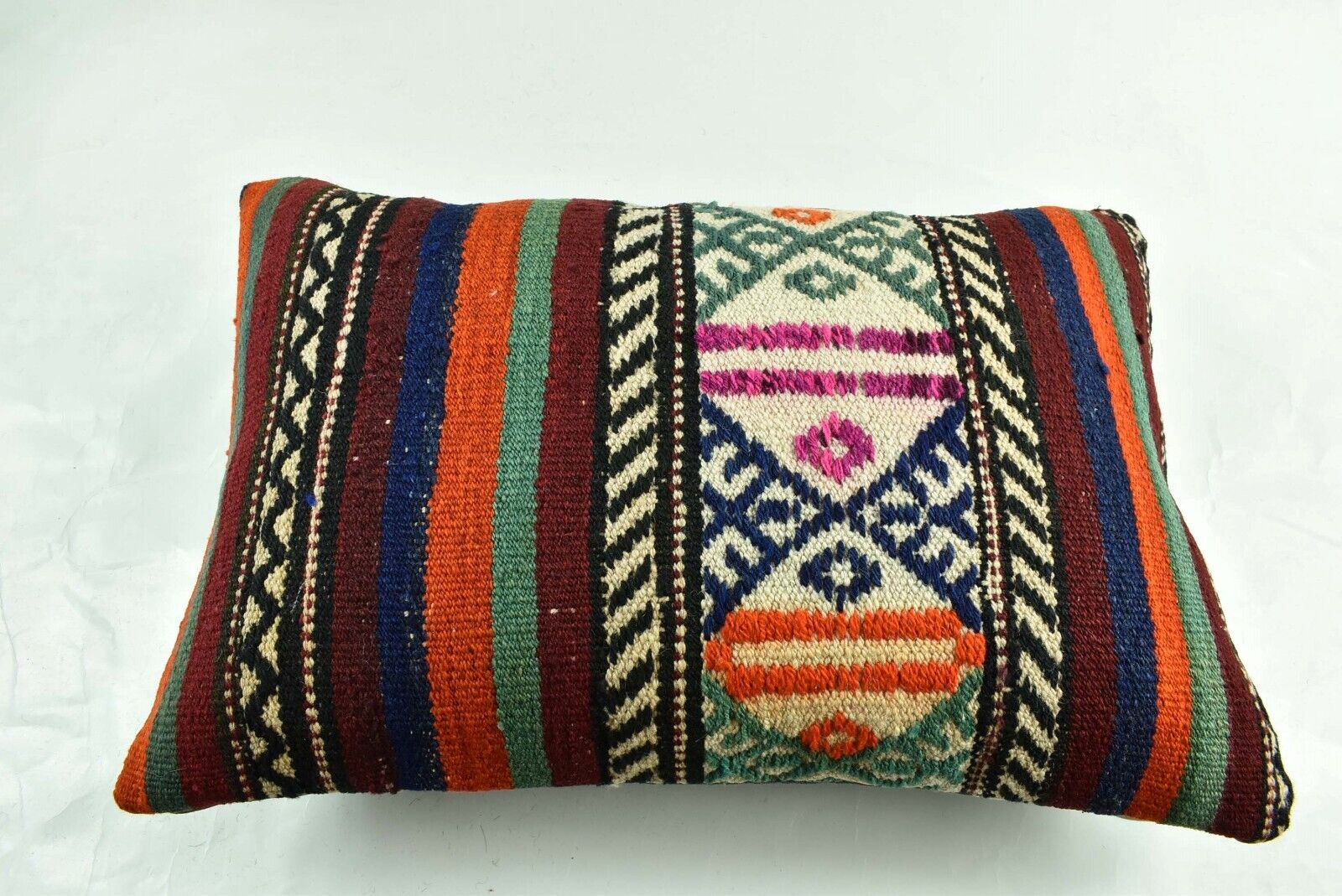 Kilim Pillow Cover 16x24 Tribal Vintage Turkish Carpet Lumbar Pillow Cover 3111