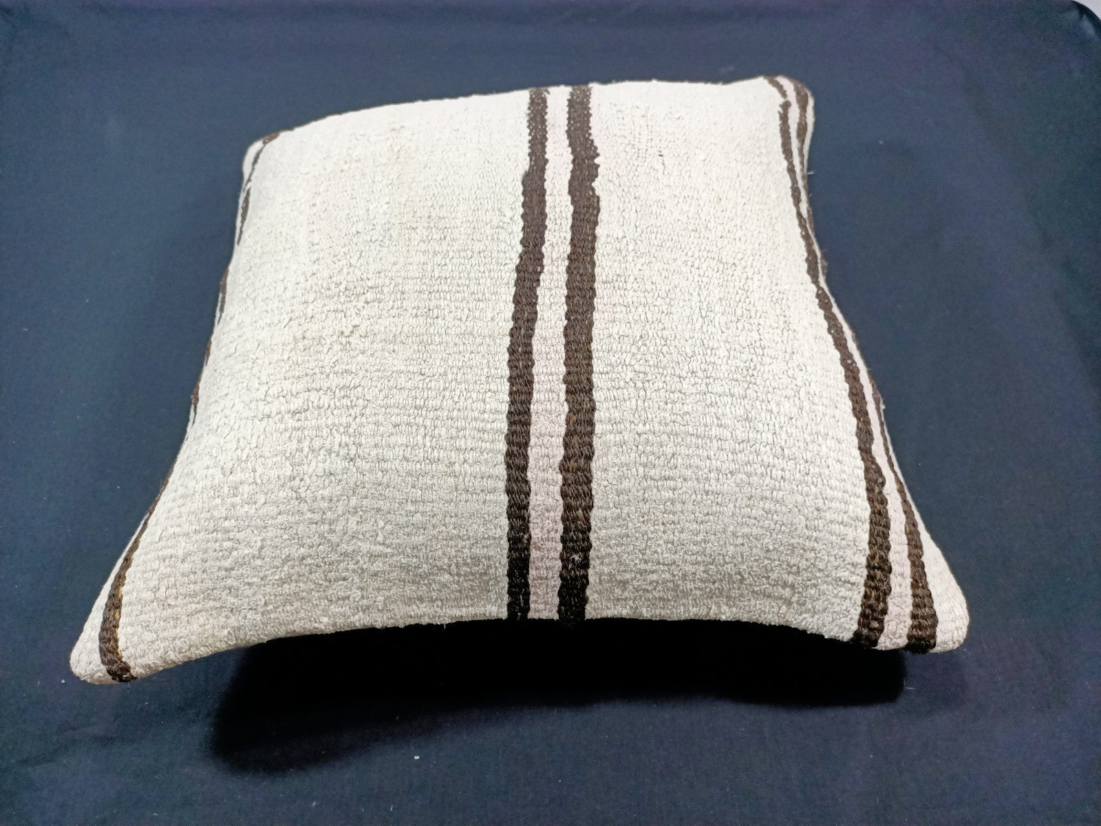 20x20 Kilim Pillow Cover Handmade Vintage Oushak Kilim Cushion Cover E114