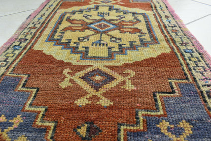 2.8x1.5 ft Anatolian Runner Small Vintage Rug Oushak Runner Mini Turkish Rug Y76
