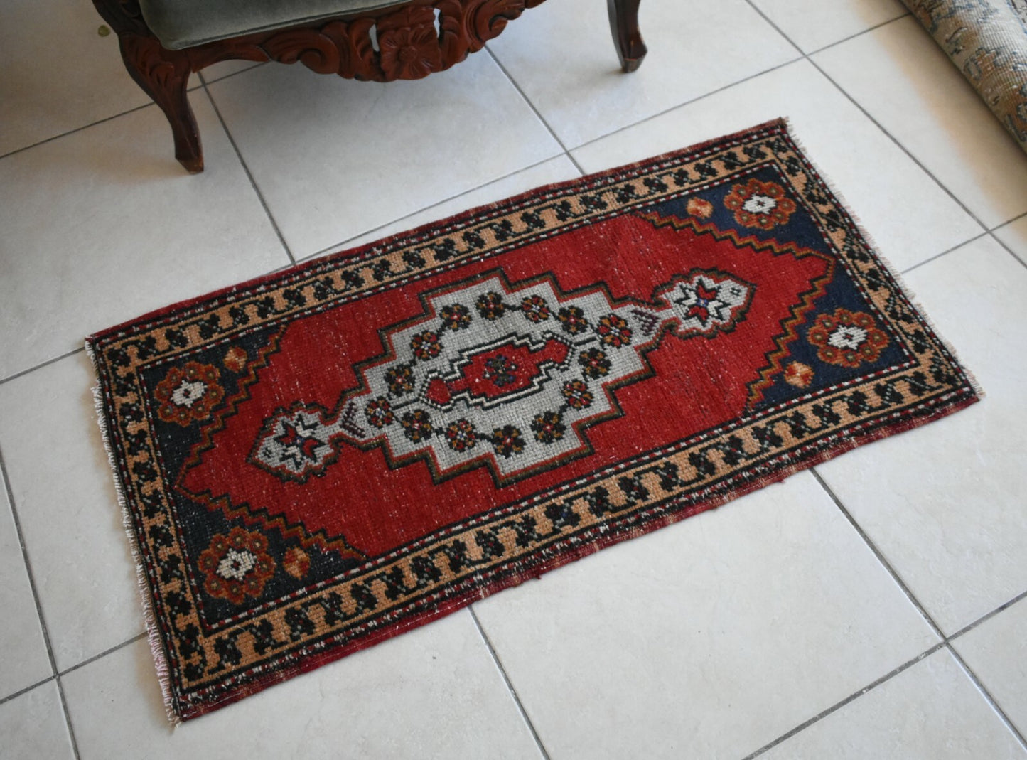 Anatolian Runner 3.2x1.7 ft Vintage Turkish Runner Oushak Runner Rug Y18