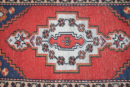 Anatolian Runner 3.2x1.7 ft Vintage Turkish Runner Oushak Runner Rug Y19