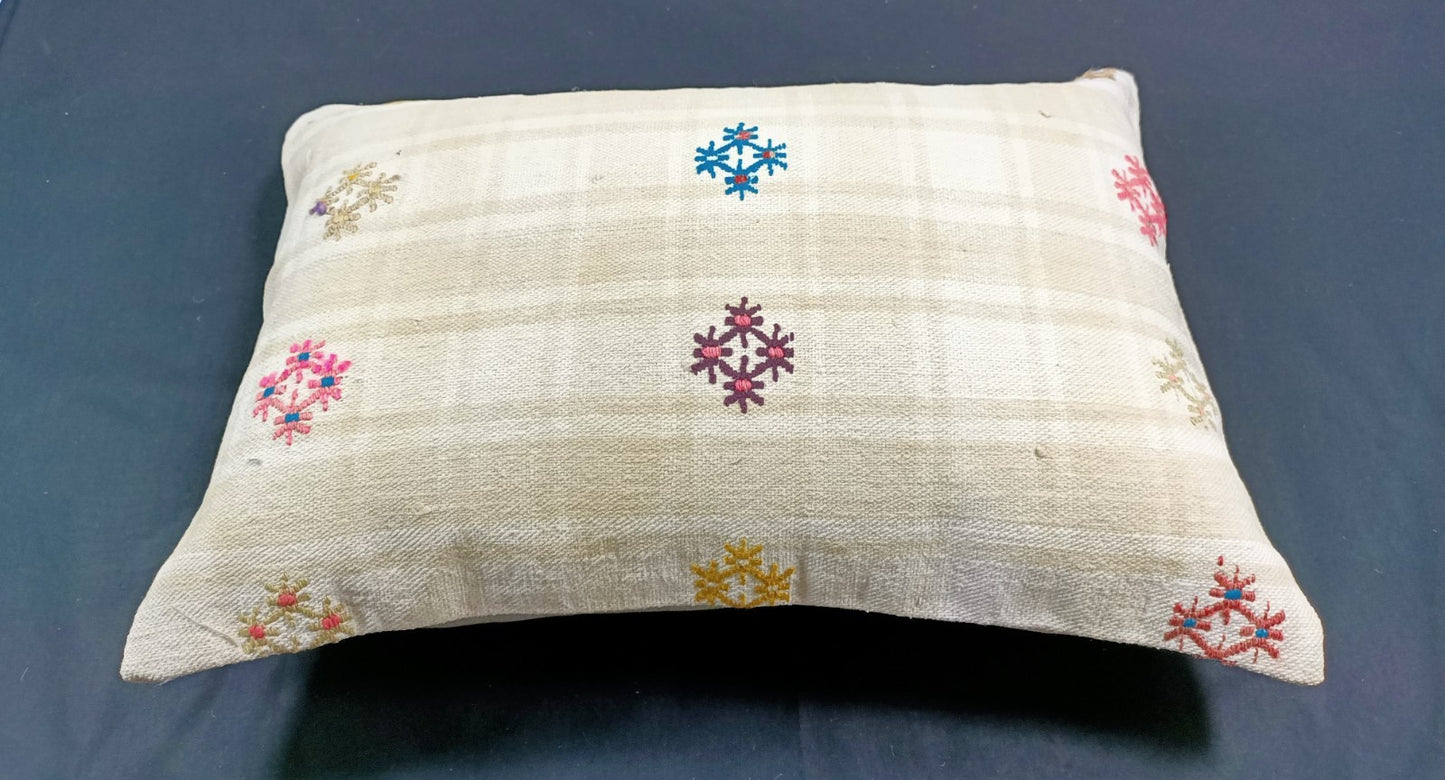 Kilim Pillow Cover 16x24 Tribal Vintage Turkish Carpet Lumbar Pillow Cover E55