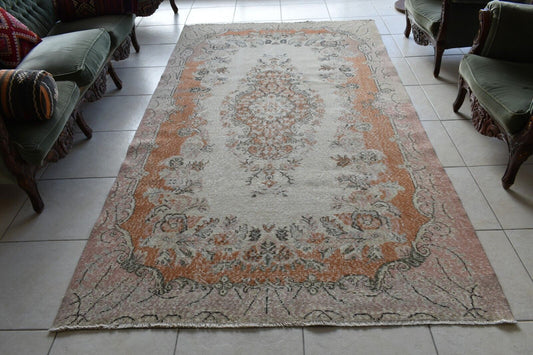 Faded Oushak Rug 9.4x5.2 ft Anatolian Rug Turkish Carpet Boho Floor Rug U21