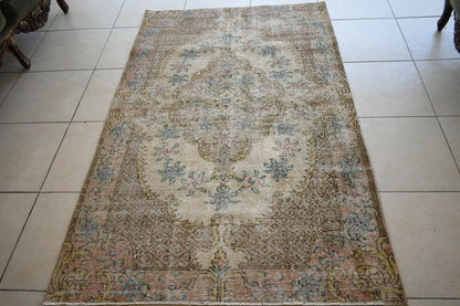 Vintage Oushak Rug 6.3x3.7 ft Turkish Floor Rug Faded Area Rug Oriental Rug U01