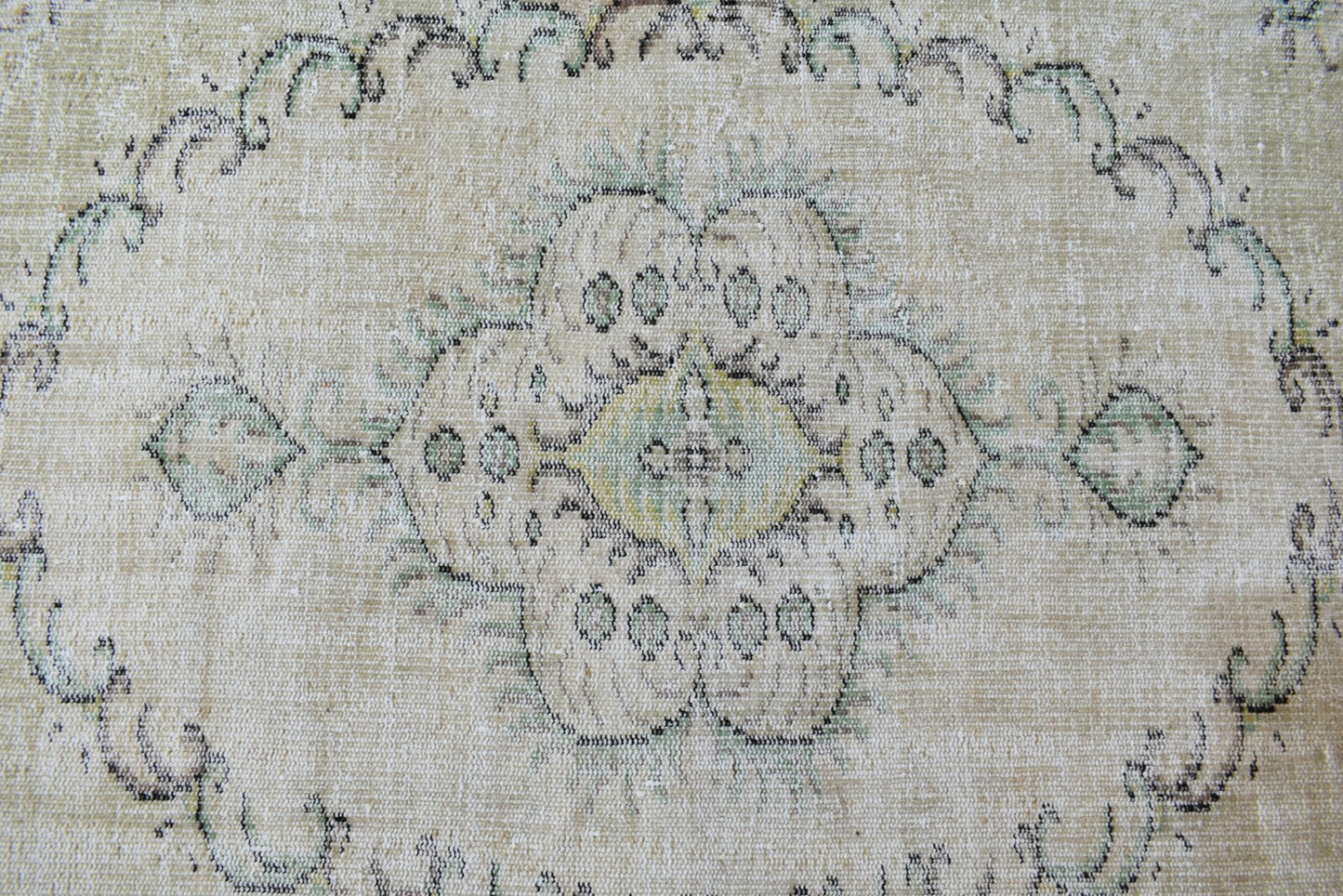 Large Turkish Rug 8.1x4.8 ft Vintage Rug Faded Oushak Rug Living Room Carpet B21