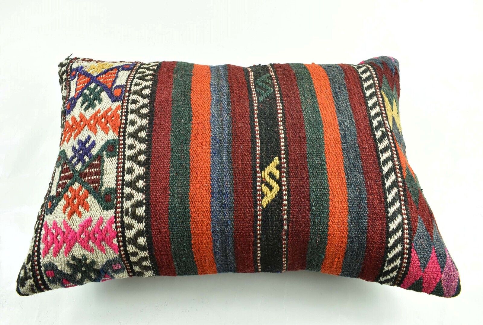 Kilim Pillow Cover 16x24 Tribal Vintage Turkish Carpet Lumbar Pillow Cover 3119