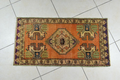 Turkish Runner 3.2x1.8 ft Vintage Small Rug Oushak Runner Anatolian Mini Rug Y63