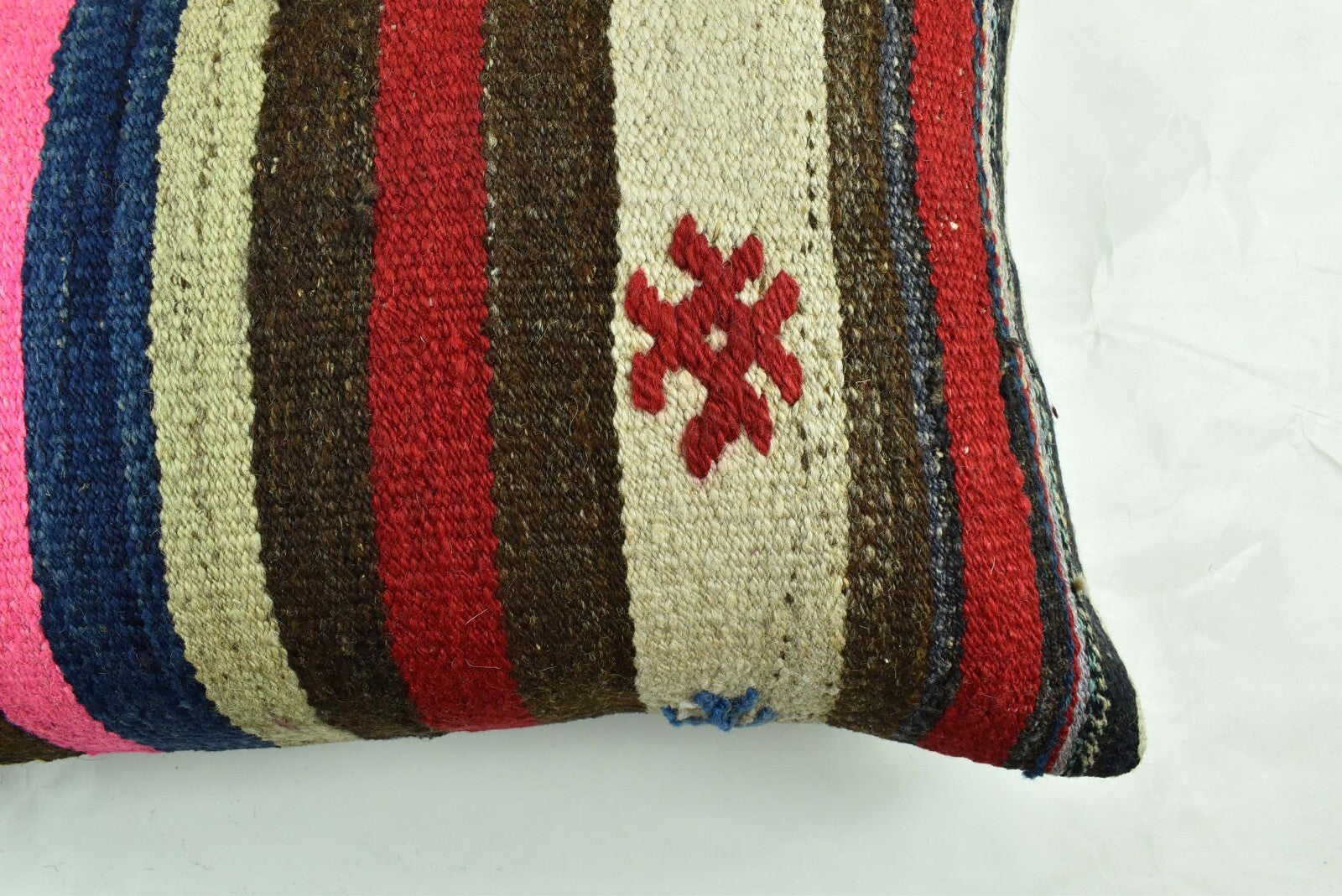 Kilim Pillow Cover 16x24 Tribal Vintage Turkish Carpet Lumbar Pillow Cover 3110