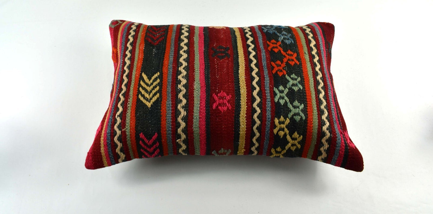 Kilim Pillow Cover 16x24 Tribal Vintage Turkish Carpet Lumbar Pillow Cover 3432