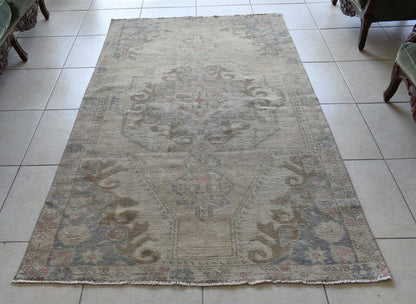 Faded Oushak Rug 6.8x4.1 ft Anatolian Rug Turkish Carpet Boho Floor Rug U28