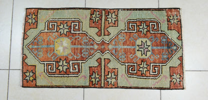 Vintage Runner 2.9x1.5 ft Mini Turkish Rug Oushak Runner Anatolian Runner Y94
