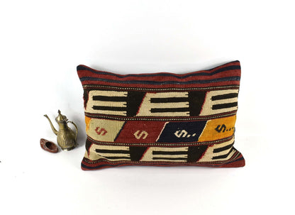 Kilim Pillow Cover 16x24 Tribal Vintage Turkish Carpet Lumbar Pillow Cover 3908