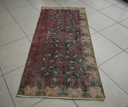 Vintage Runner 5.3x2.4 ft Oushak Runner Anatolian Rug Faded Turkish Runner R31