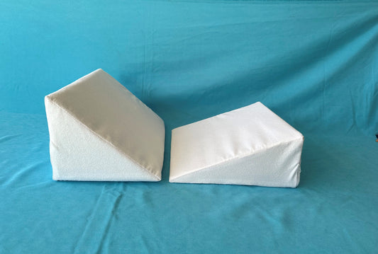 Waterproof Wedge Pillow Cover - Leg Support & Side Sleeper Pillow Case in Water Proof Fabric