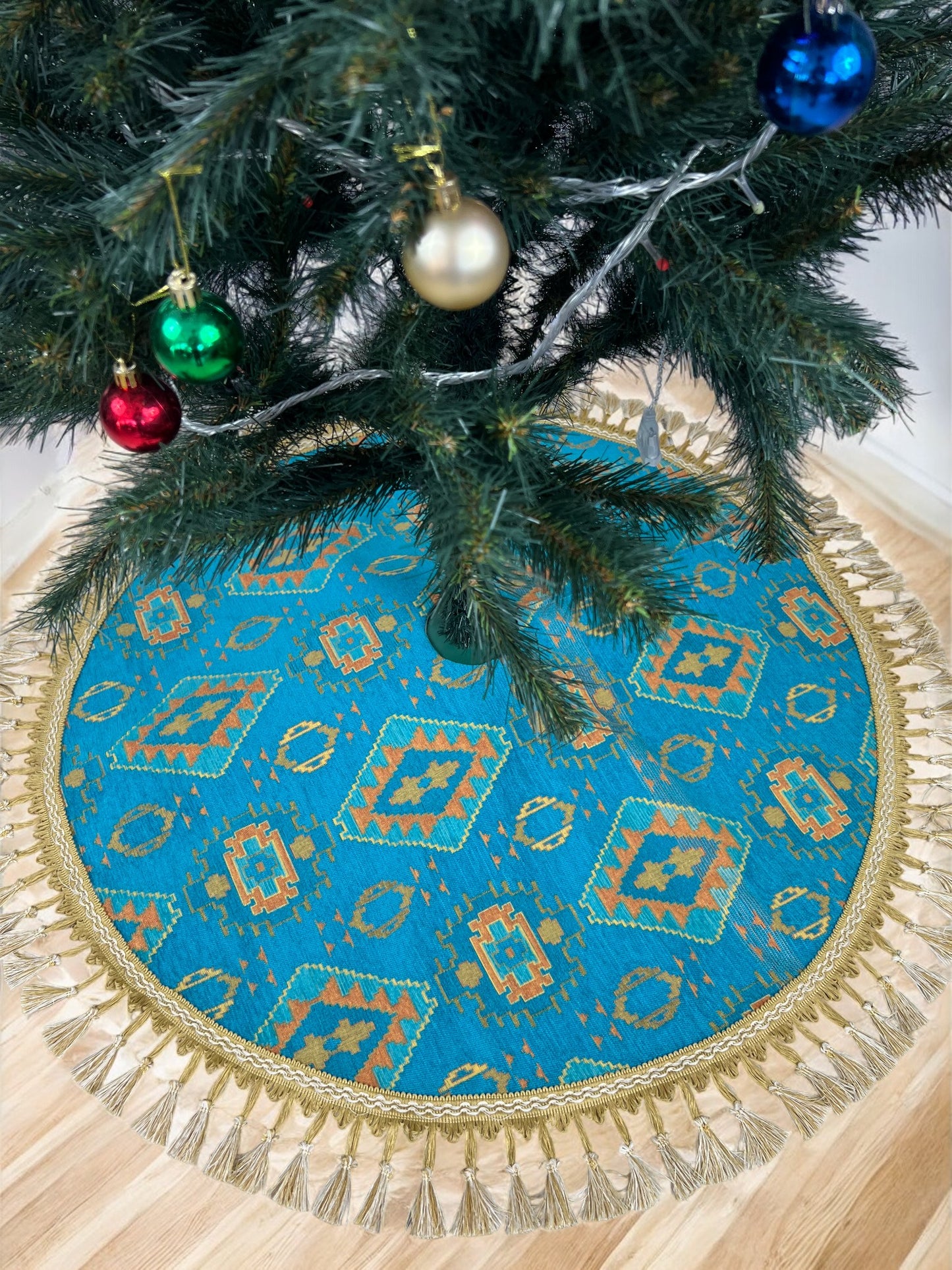 Kilim Design Christmas Tree Skirt | Custom Xmas Tree Skirt | Holiday Decor | Christmas Ornaments & Gifts