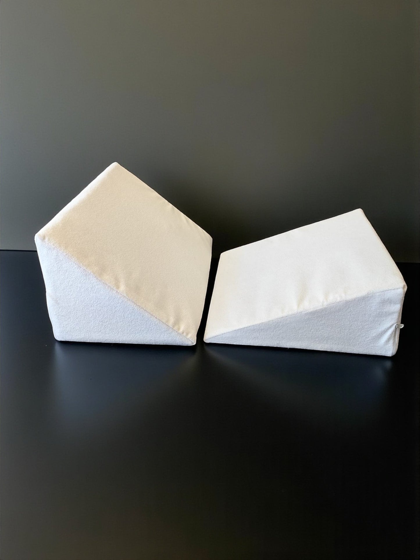 Waterproof Wedge Pillow Cover - Leg Support & Side Sleeper Pillow Case in Water Proof Fabric