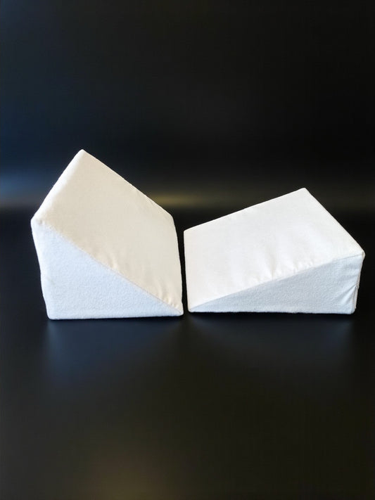 Waterproof Wedge Pillow Cover - Leg Support & Side Sleeper Pillow Case in Water Proof Fabric